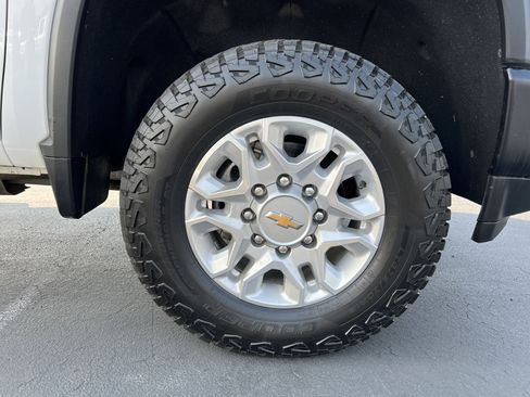 Used 2022 Chevrolet Silverado 3500 W/T image 12