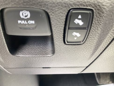 Used 2020 RAM 1500 Big Horn AWD/4WD image 36