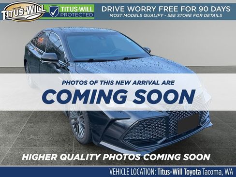 Used 2021 Toyota Avalon XSE image 1