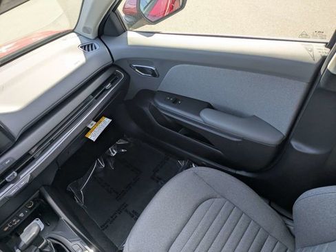 New 2025 Kia K4 EX image 16