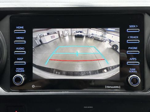 Used 2020 Toyota Tacoma SR image 29