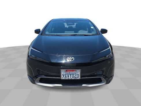 Used 2026 Toyota Prius XLE FWD image 3