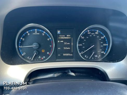 Used 2016 Toyota RAV4 XLE AWD/4WD image 10