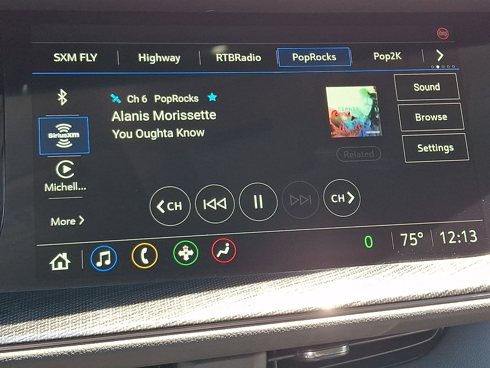 Certified 2022 Buick Envision Preferred FWD image 16