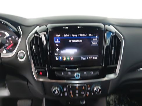 Used 2023 Chevrolet Traverse LT image 21