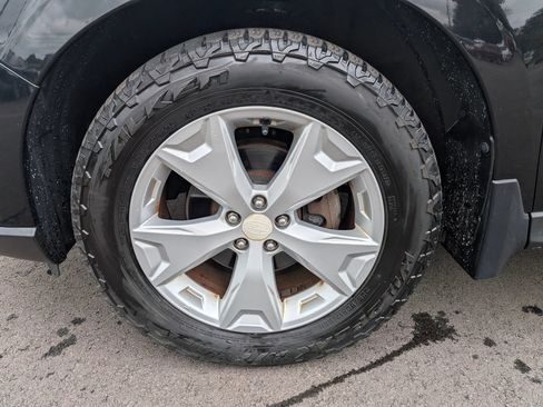 Used 2015 Subaru Forester 2.5i Limited AWD/4WD image 10
