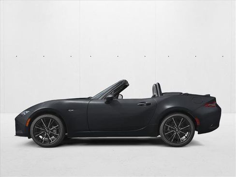 New 2026 MAZDA MX-5 Miata Grand Touring RWD image 3