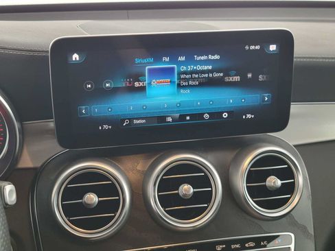 Used 2022 Mercedes-Benz GLC 300 4MATIC Coupe image 26