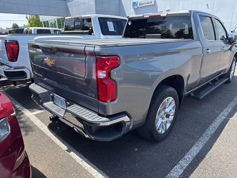 Used 2021 Chevrolet Silverado 1500 LTZ AWD/4WD image 3