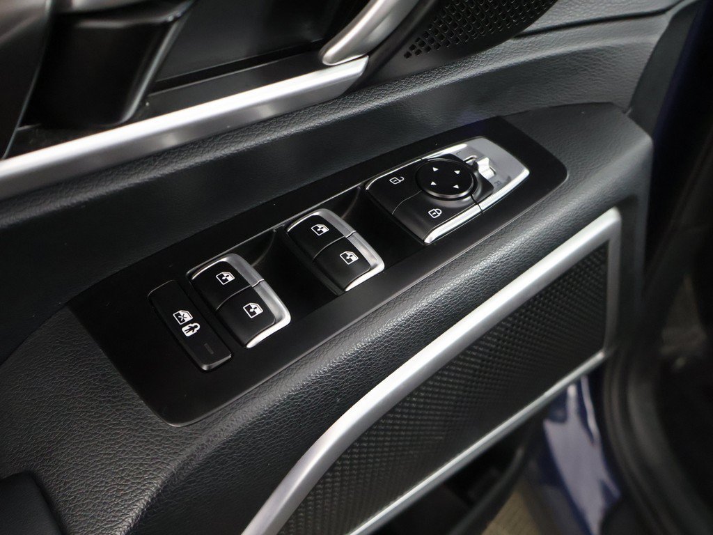 Used 2025 Kia Telluride S AWD/4WD image 41