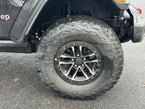 New 2026 Jeep Wrangler Unlimited Rubicon image 13