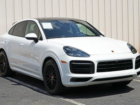 Used 2023 Porsche Cayenne GTS AWD/4WD image 63
