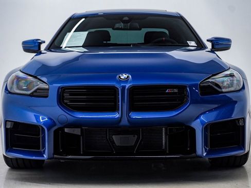 Used 2025 BMW M2 w/ Lighting Package image 6