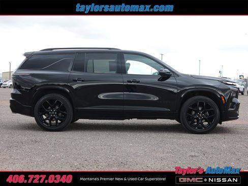 Used 2024 Chevrolet Traverse RS AWD/4WD image 3