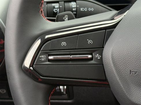 New 2026 Chevrolet Equinox EV RS image 13