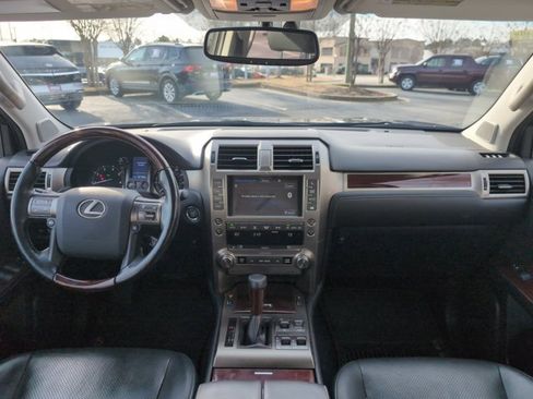 Used 2015 Lexus GX 460 Luxury image 21