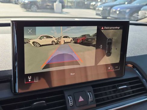 Used 2022 Audi Q5 Premium Plus w/ Premium Plus Package image 24