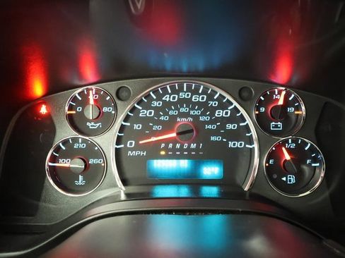 Used 2019 Chevrolet Express 3500 w/ Power Convenience Package image 12