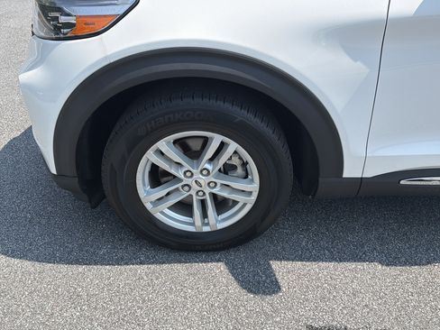 Used 2022 Ford Explorer XLT RWD image 13