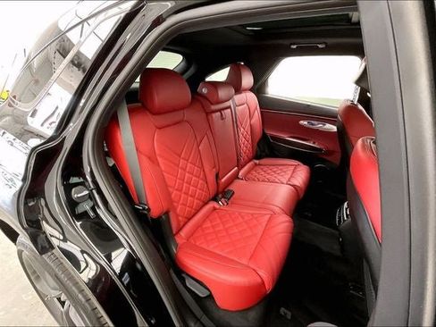 Used 2026 Genesis GV70 3.5T Sport Prestige AWD/4WD image 19
