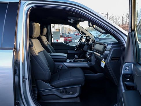 New 2025 Ford F150 XLT w/ Equipment Group 302A MID image 9