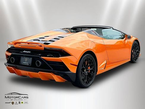 Used 2023 Lamborghini Huracan EVO RWD image 12
