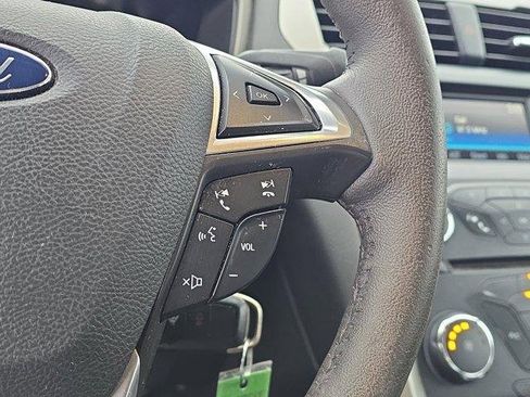 Used 2014 Ford Fusion SE w/ Equipment Group 202A image 25