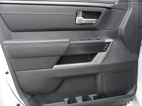 Used 2025 Toyota Tundra Platinum image 22