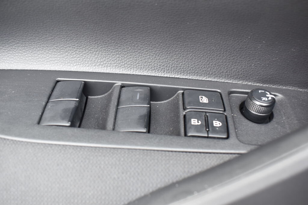 Certified 2026 Toyota Corolla SE w/ SE Premium Package FWD image 16