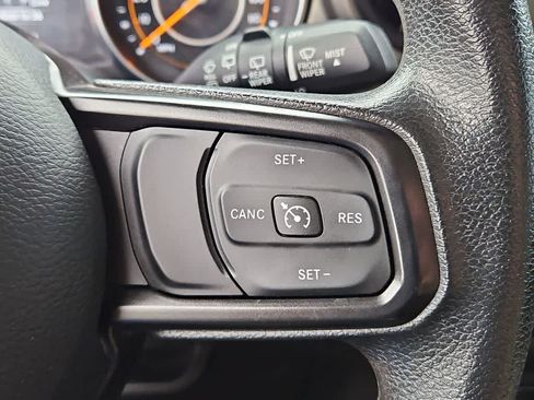 Used 2018 Jeep Wrangler Unlimited Sport AWD/4WD image 24