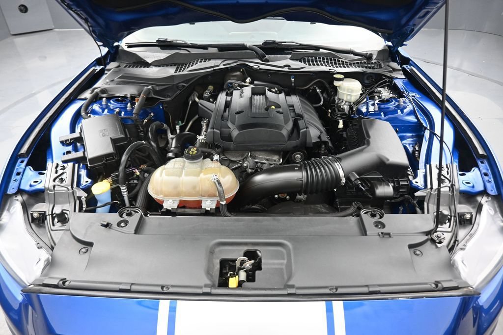 Used 2017 Ford Mustang Coupe RWD image 40