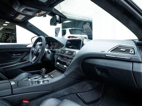 Used 2019 BMW M6 Gran Coupe RWD image 27
