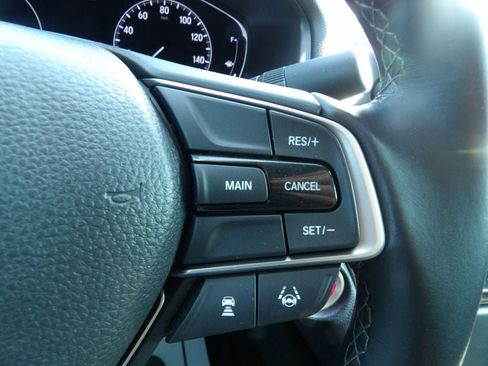 Used 2019 Honda Accord EX-L image 18