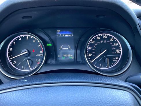 Used 2022 Toyota Camry SE w/ Audio Upgrade Package FWD image 21