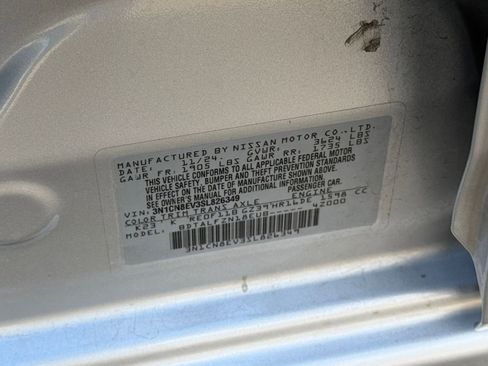Used 2025 Nissan Versa SV FWD image 29