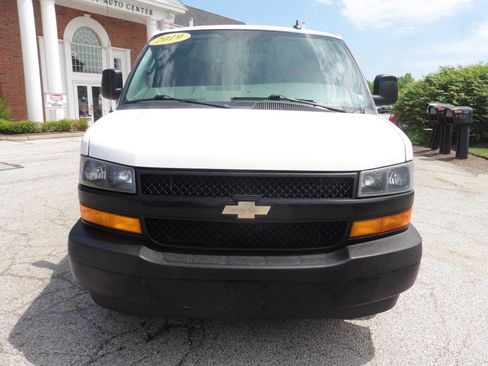 Used 2019 Chevrolet Express 2500 w/ Driver Convenience Package RWD image 23