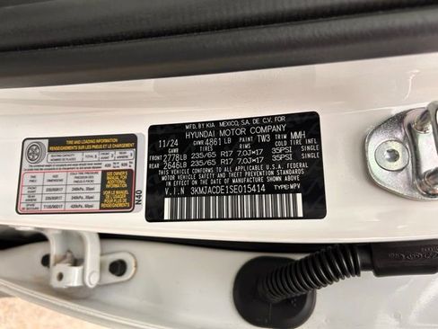 Used 2025 Hyundai Tucson SE image 26