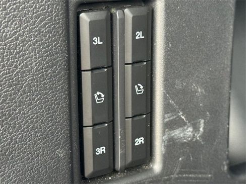 Used 2024 Ford Expedition Limited image 10