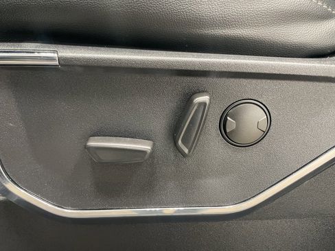 Used 2024 Ford F250 Lariat w/ Sport Appearance Package image 25