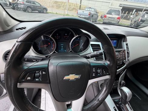 Used 2012 Chevrolet Cruze LT image 21
