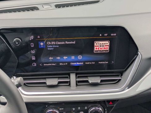 New 2026 Chevrolet Trax LT image 22