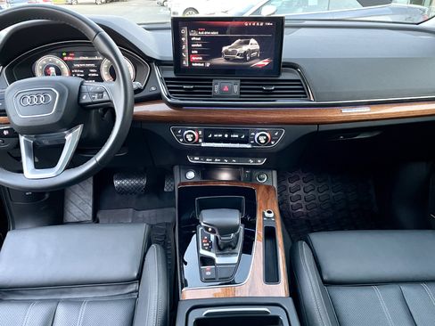 Used 2022 Audi Q5 2.0T Prestige w/ Prestige Package AWD/4WD image 8