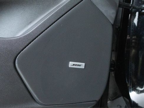 Used 2023 Cadillac XT6 Premium Luxury w/ Technology Package FWD image 25