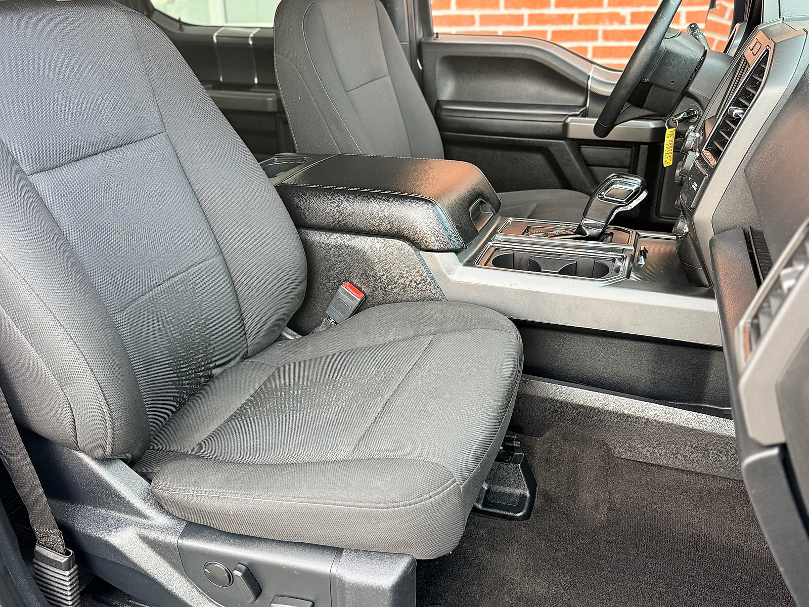 Used 2020 Ford F150 XLT w/ Equipment Group 302A Luxury AWD/4WD image 33