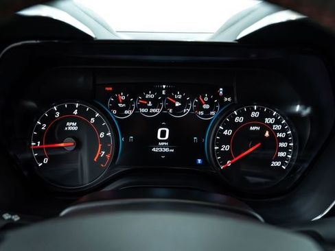 Used 2017 Chevrolet Camaro ZL1 RWD image 31