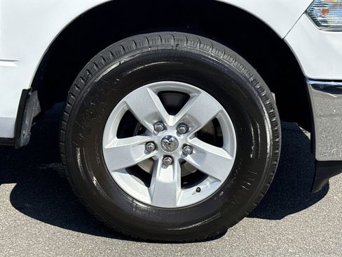 Used 2022 RAM 1500 Classic SLT image 12