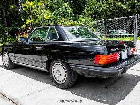 Used 1989 Mercedes-Benz 560 SL image 6