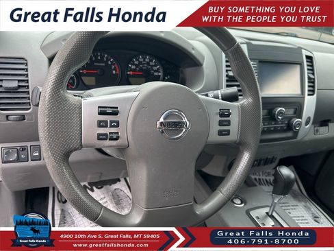 Used 2020 Nissan Frontier SV AWD/4WD image 13