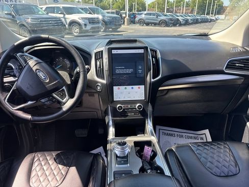 Used 2024 Ford Edge Titanium w/ Equipment Group 301A AWD/4WD image 19