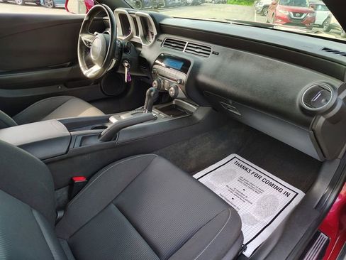 Used 2010 Chevrolet Camaro SS RWD image 17